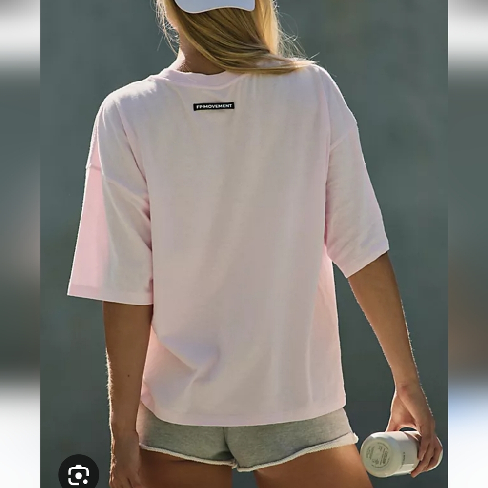 NWOT Fp Movement Tackle Tee In Powder Pink Size Medium - Picture 3 of 4